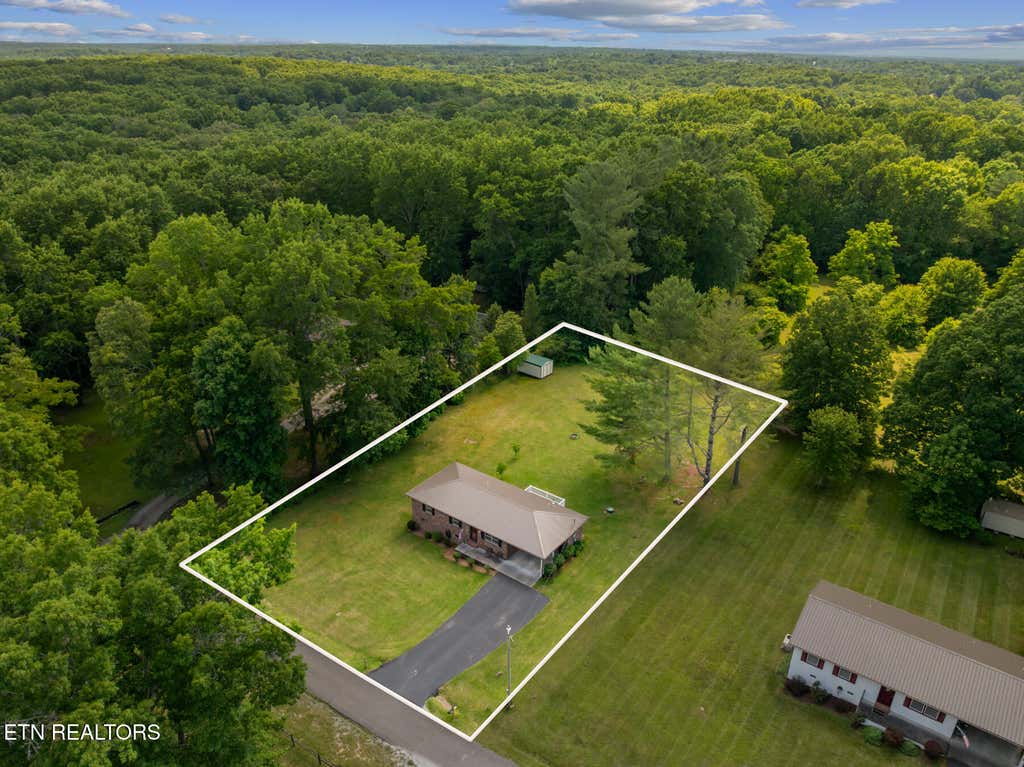Photo of 156 Pace Ave, Crossville, TN 38555 (MLS # 1344126)