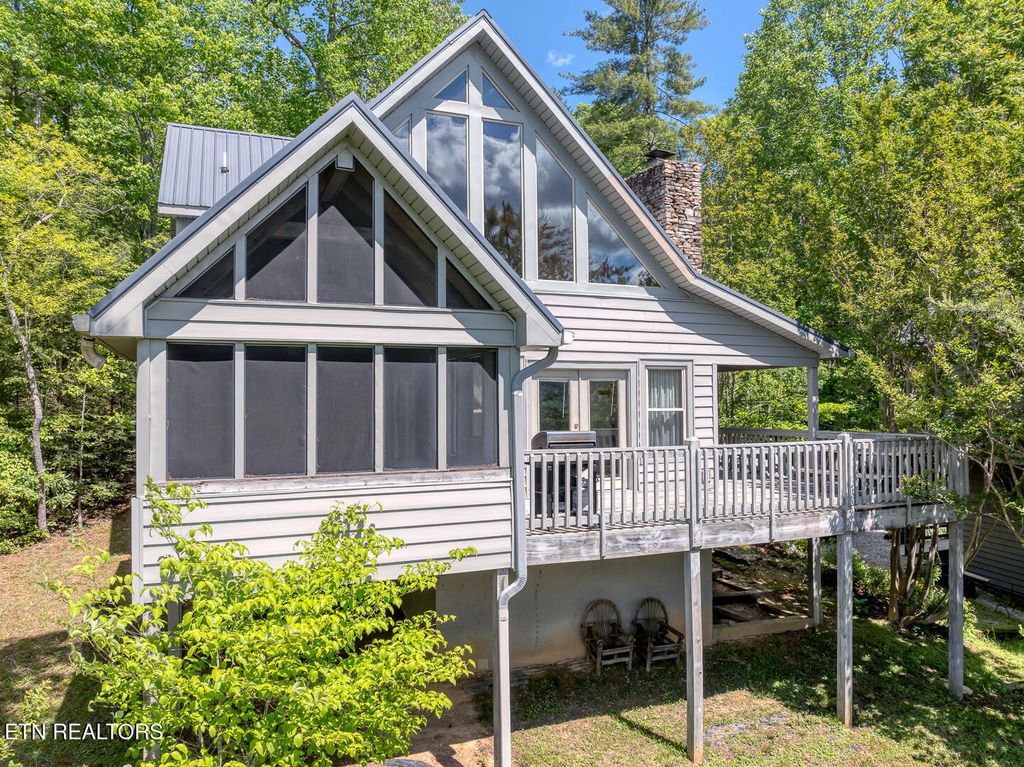 Photo of 413 Settlers Rise Rd, Townsend, TN 37882 (MLS # 1294289)