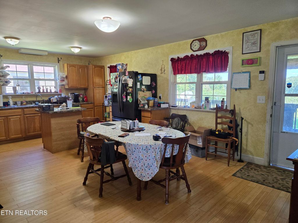 Photo of 2621 Vandever Rd, Crossville, TN 38572 (MLS # 1313665)