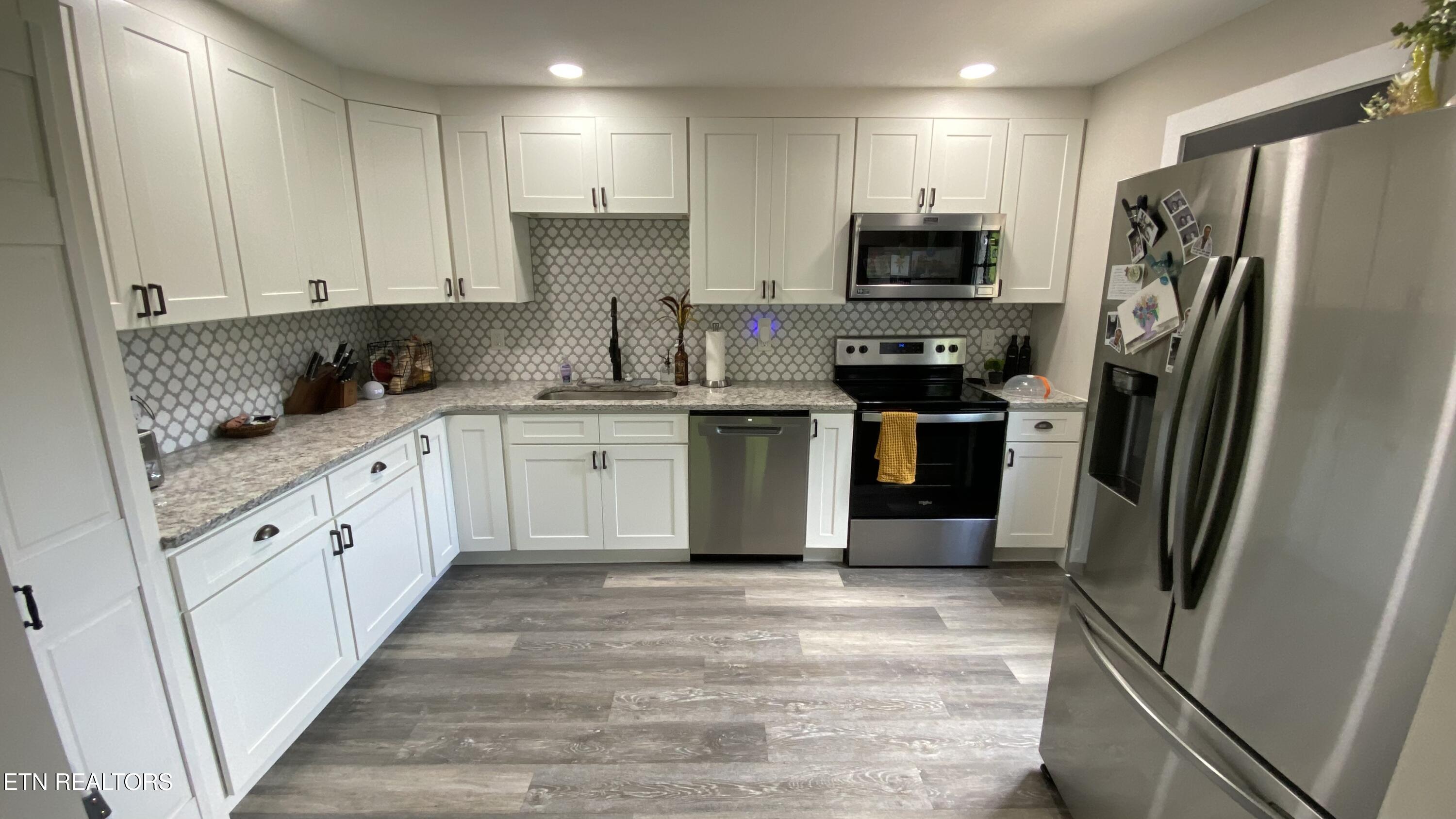 4509 Lifford Lane