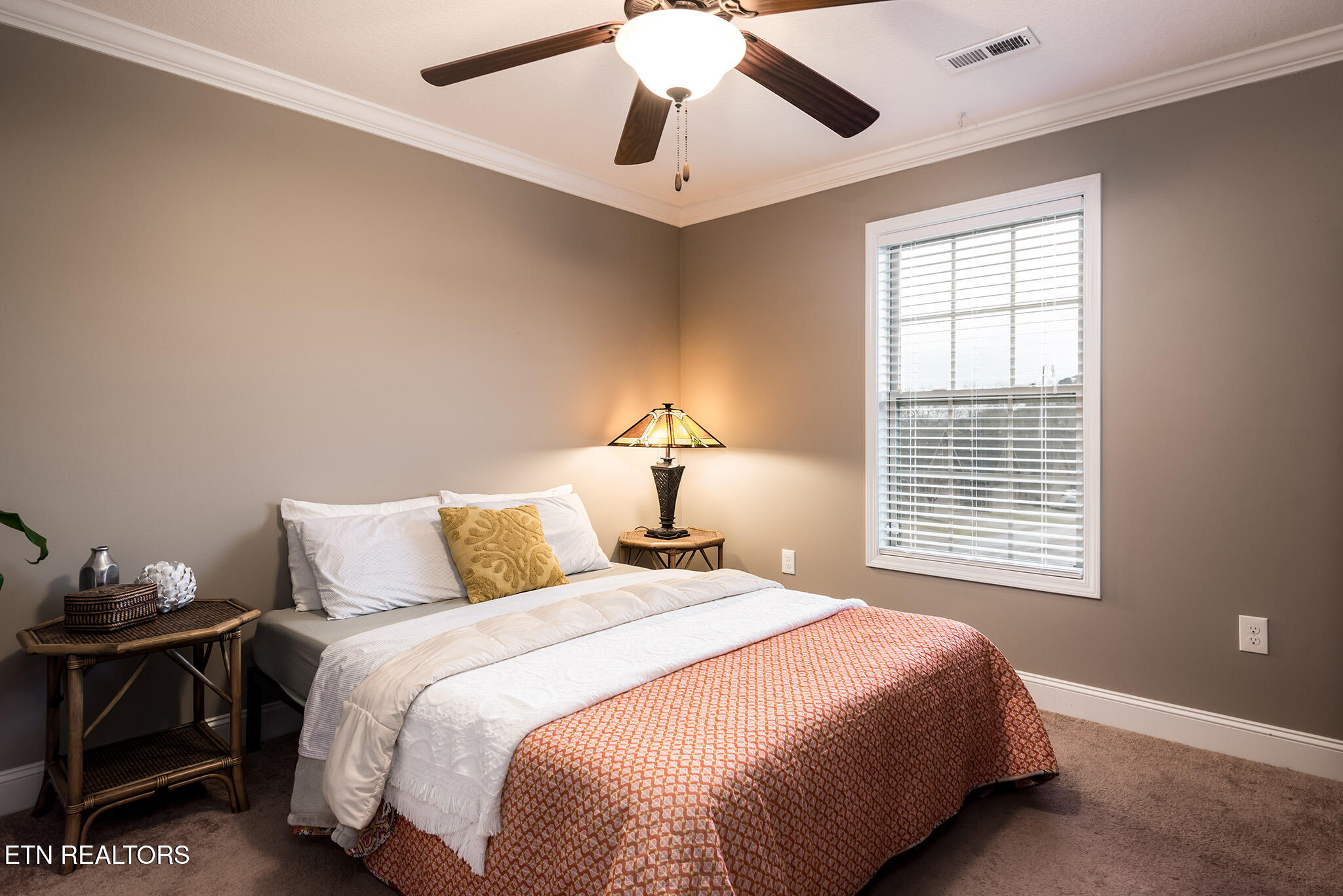 Knoxville, Tennessee 37918, United States, 3 Bedrooms Bedrooms, ,2 BathroomsBathrooms,Residential,Pending,7459