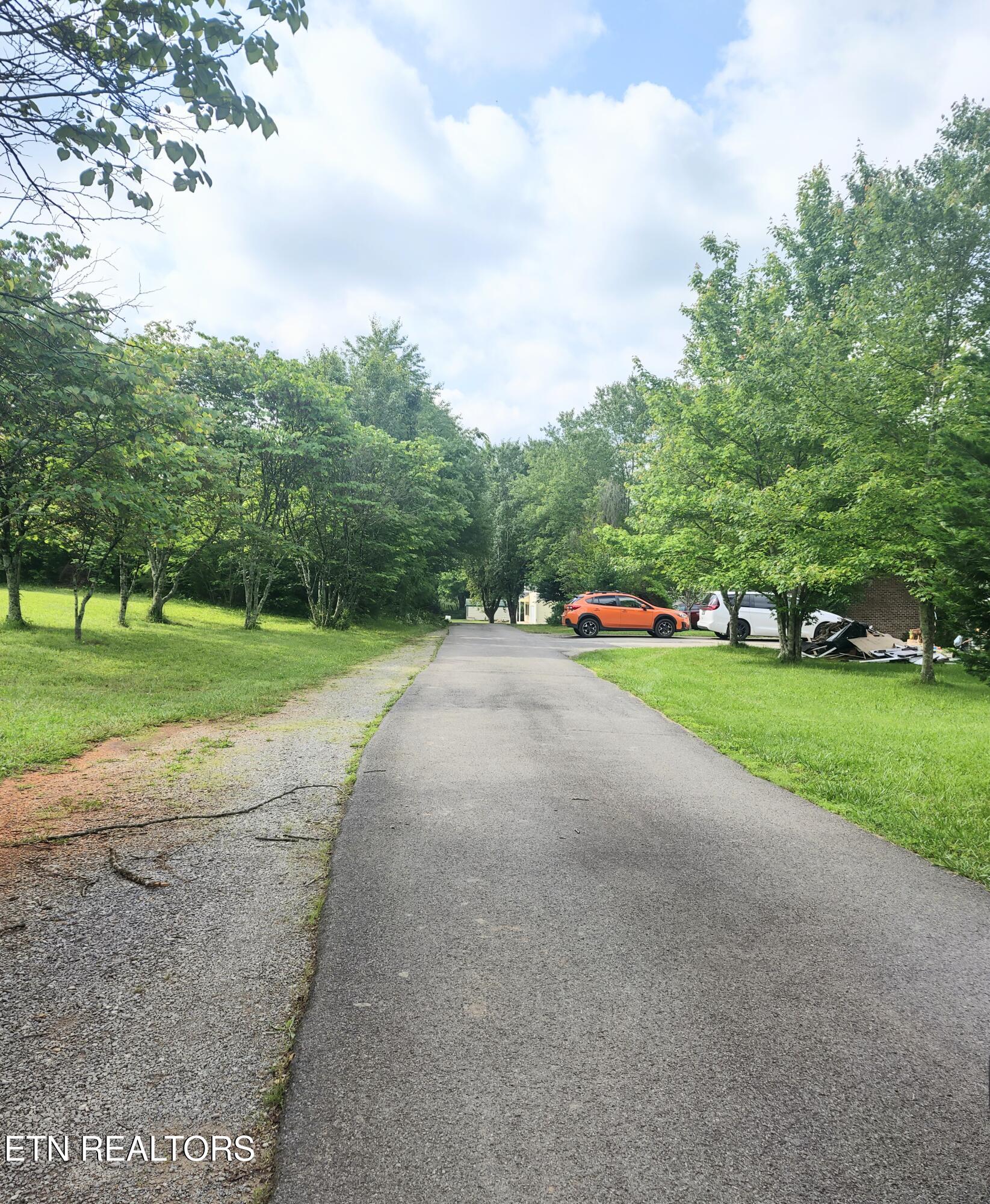 5516 W Emory Rd