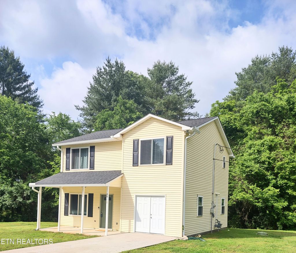 Photo of 5516 W Emory Rd, Powell, TN 37849 (MLS # 1301119)