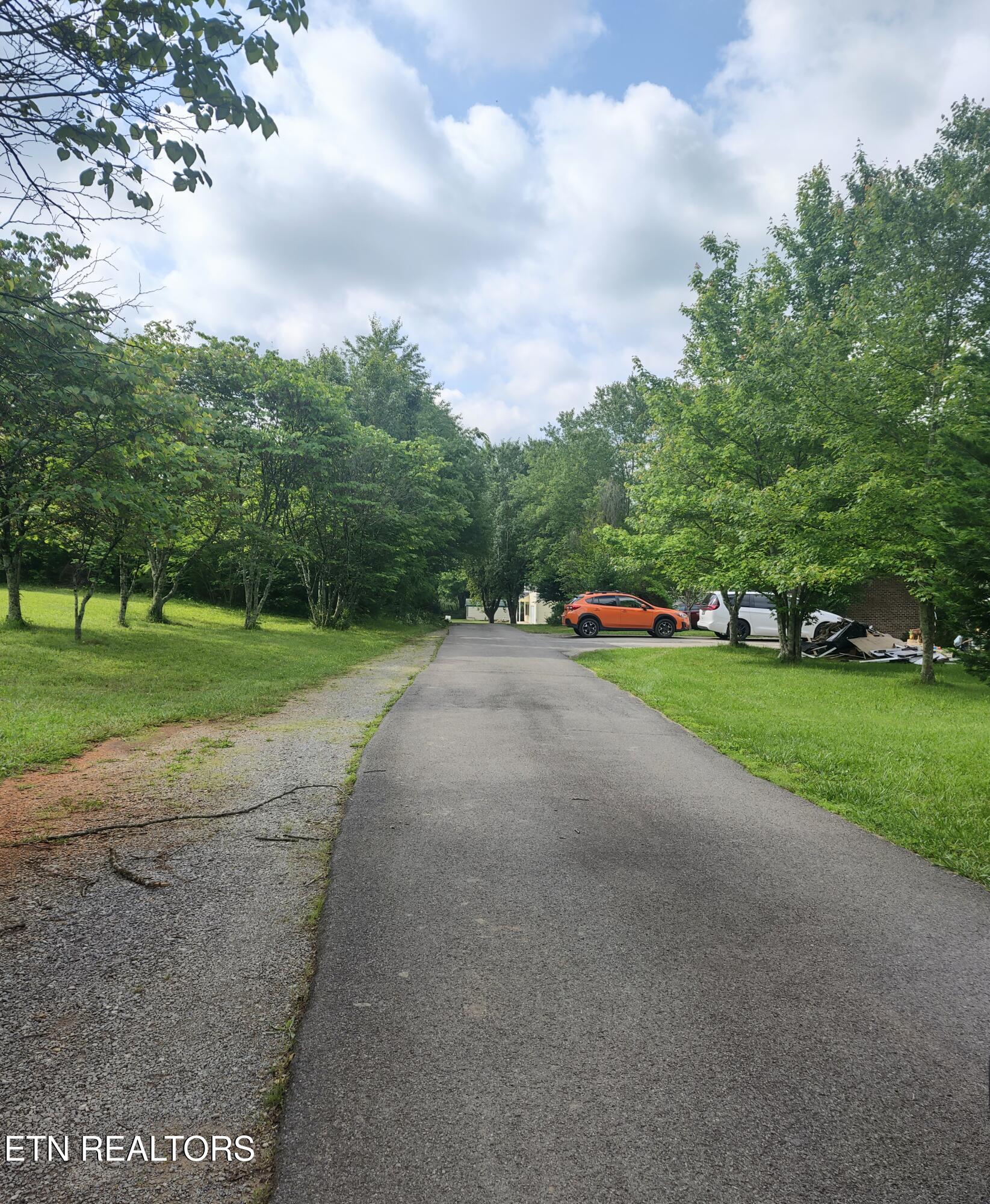 5516 W Emory Rd