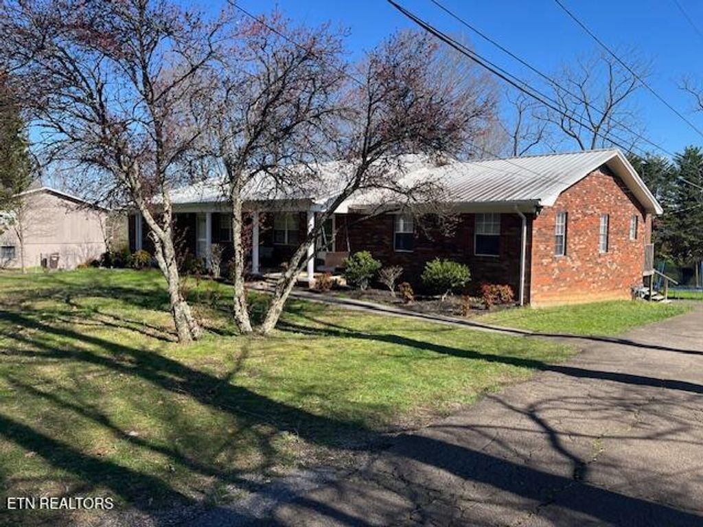 Photo of 4352 McCloud Rd, Knoxville, TN 37938 (MLS # 1332714)