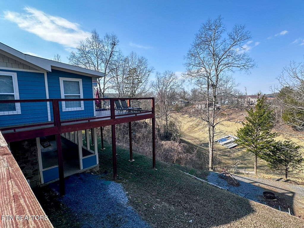 Photo of 1917 Variety Way, Dandridge, TN 37725 (MLS # 1331201)