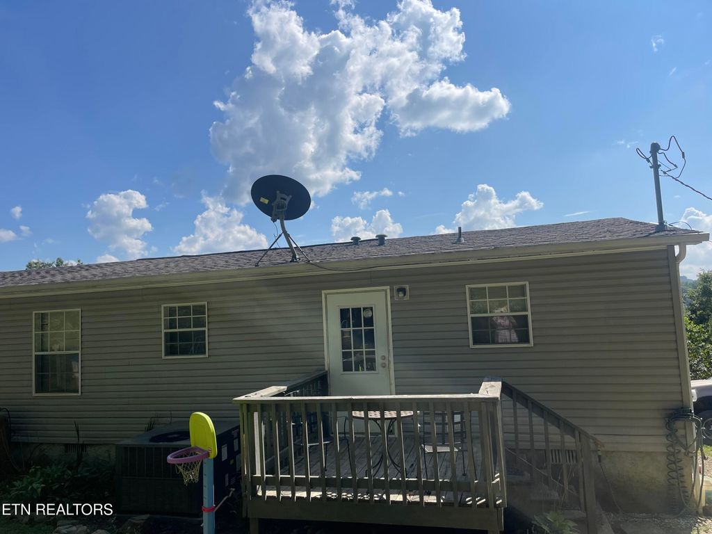 Photo of 1289 Highway 90, Duff, TN 37729 (MLS # 1311597)