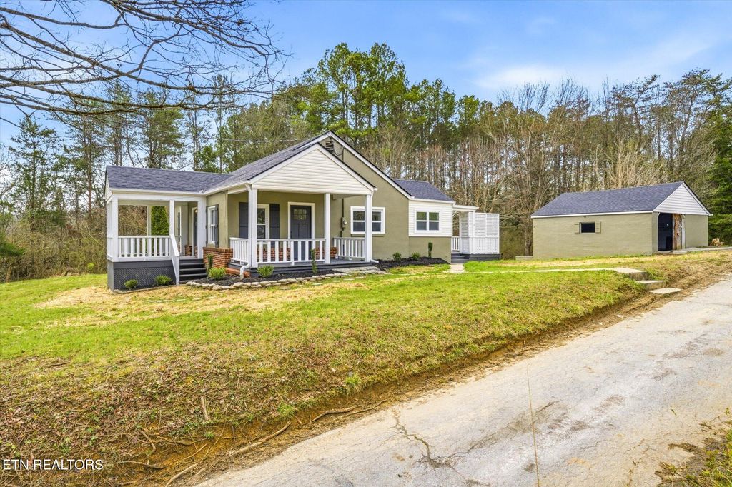 Photo of 5003 French Rd, Knoxville, TN 37920 (MLS # 1331239)