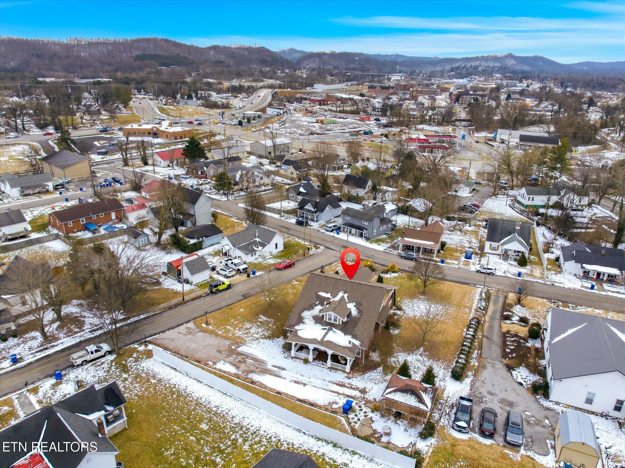 201 W Washington Ave