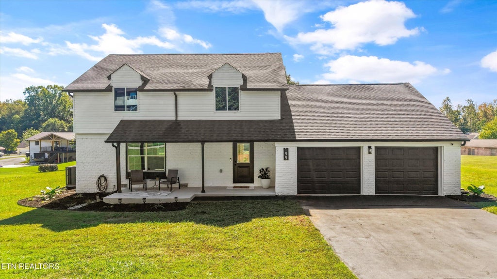 Photo of 199 Red Bud Drive, Harriman, TN 37748 (MLS # 1358583)