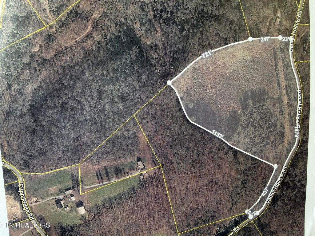 Photo of 427 Daniel Hollow Rd, New Tazewell, TN 37825 (MLS # 1339895)