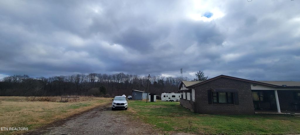 Photo of 316 Anderson Rd, Sweetwater, TN 37874 (MLS # 1323966)