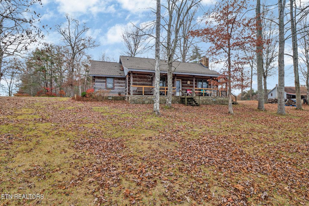 Photo of 484 McCormic Rd, Crossville, TN 38571 (MLS # 1321932)