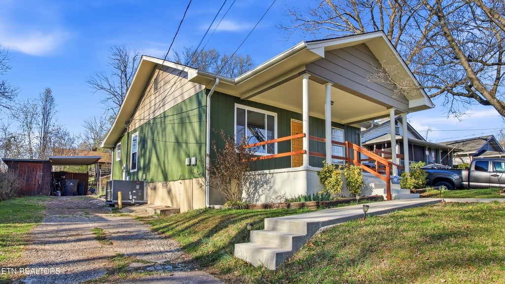 Photo of 127 Keeble Ave, Knoxville, TN 37920 (MLS # 1333493)