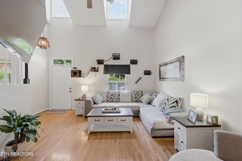 Tiny photo for 1129 Edenbridge Way, Knoxville, TN 37923 (MLS # 1340687)