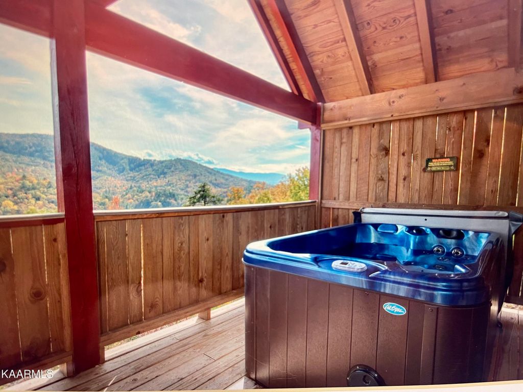 Photo of 4228 Wears Valley Rd #UNIT 171, Sevierville, TN 37862 (MLS # 1334184)