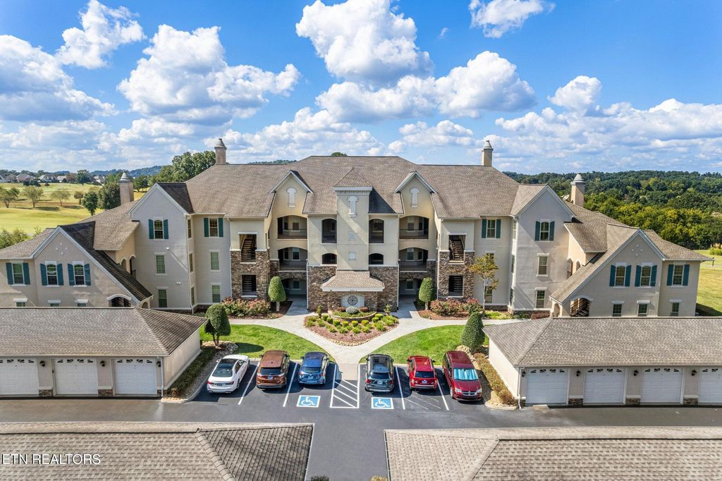 Photo of 565 Rarity Bay Pkwy #107, Vonore, TN 37885 (MLS # 1301693)