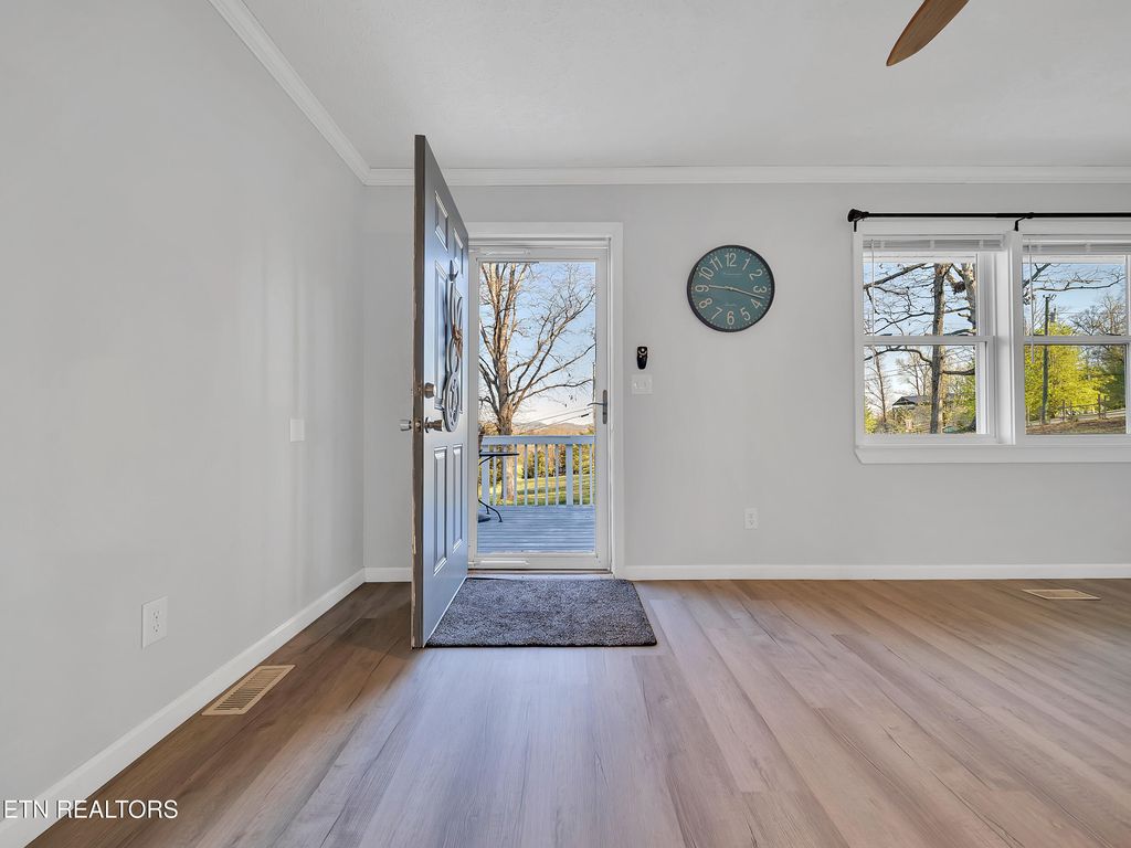 Photo of 200 Lynnwood Drive, Greenback, TN 37742 (MLS # 1295335)