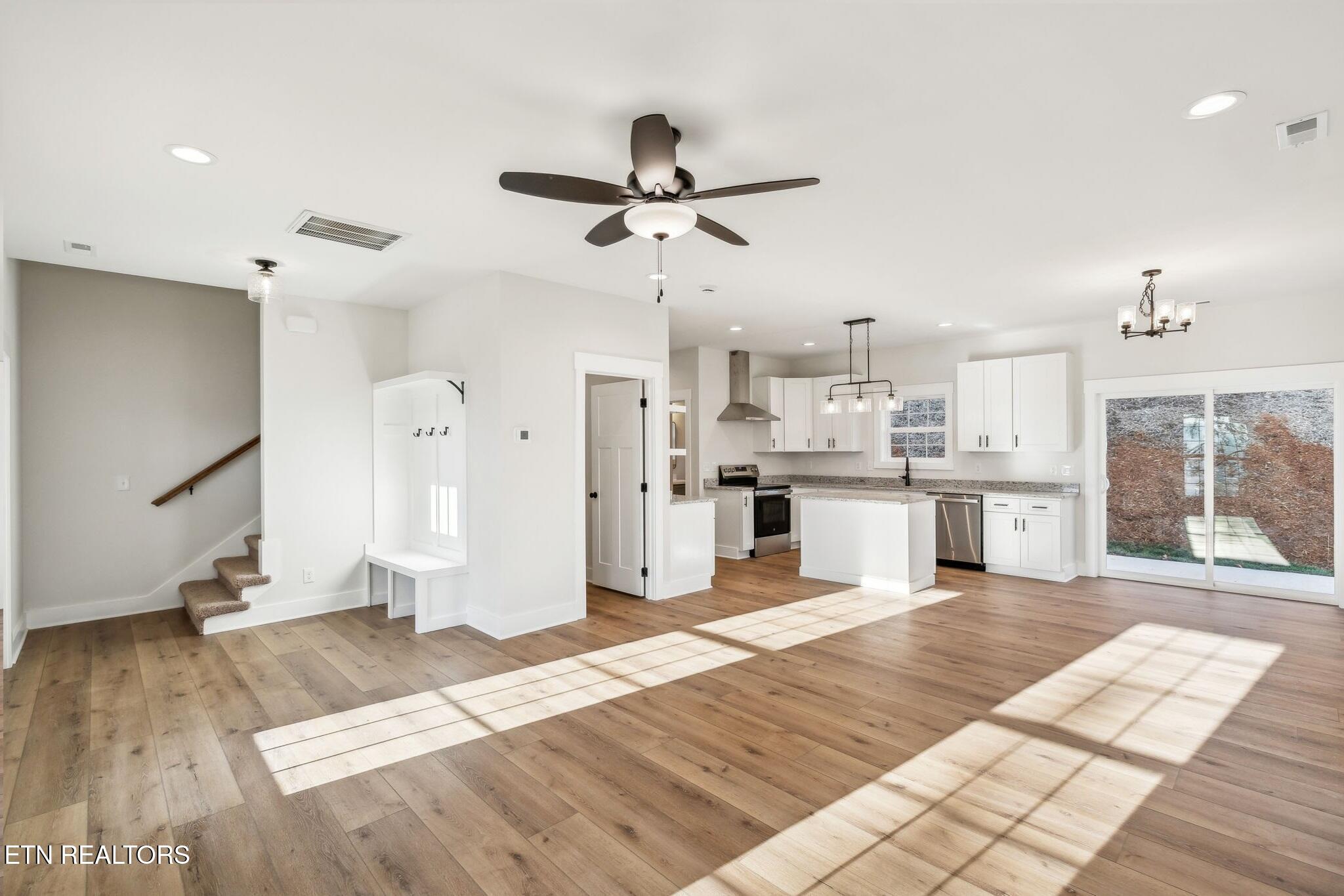 358 Clinch Ave