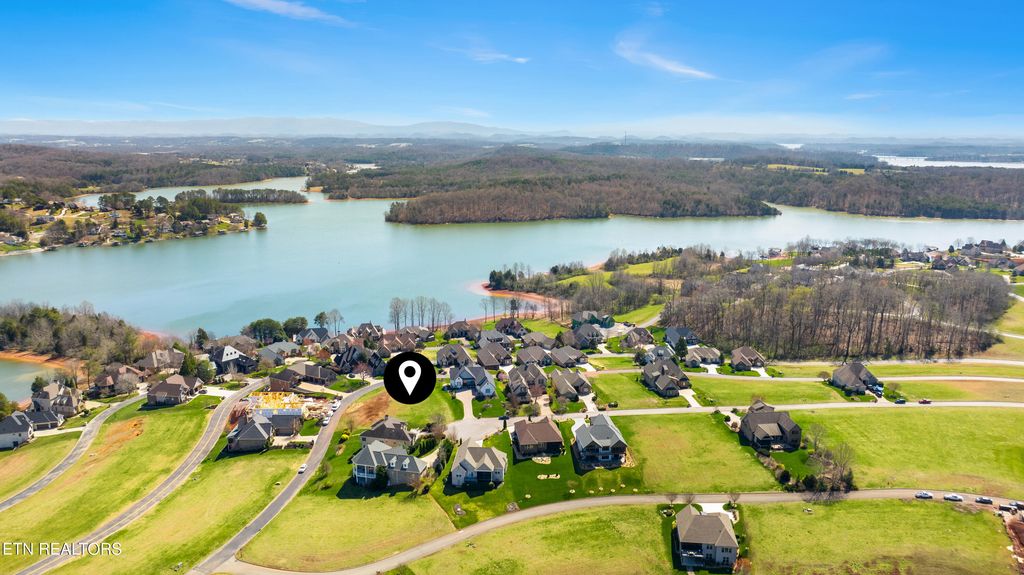 Photo of 320 Grandville Court, Vonore, TN 37885 (MLS # 1294233)