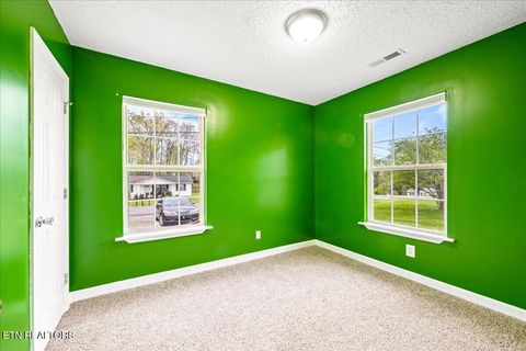 Tiny photo for 318 Springfield Drive, LaFollette, TN 37766 (MLS # 1338301)