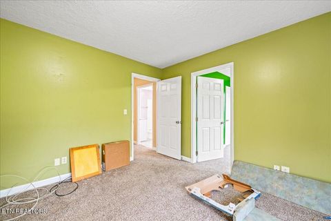 Tiny photo for 318 Springfield Drive, LaFollette, TN 37766 (MLS # 1338301)