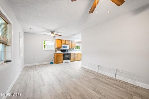 Tiny photo for 318 Springfield Drive, LaFollette, TN 37766 (MLS # 1338301)