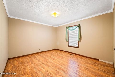 Tiny photo for 318 Springfield Drive, LaFollette, TN 37766 (MLS # 1338301)