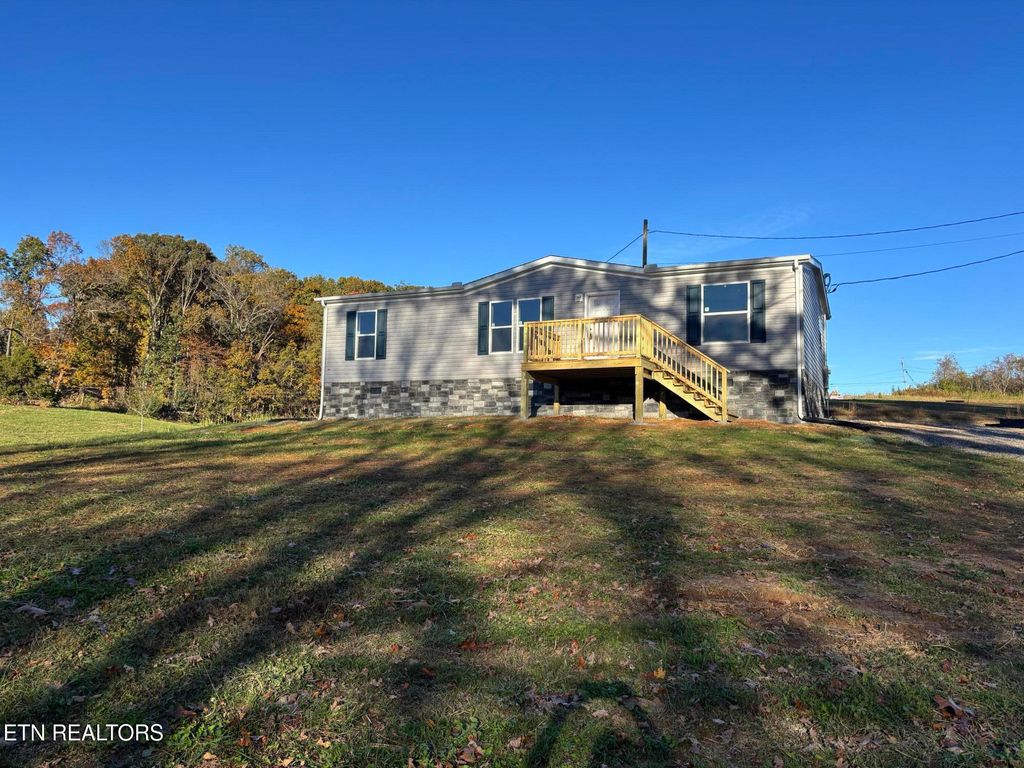 Photo of 501 Wani Village Rd, Rutledge, TN 37861 (MLS # 1321017)