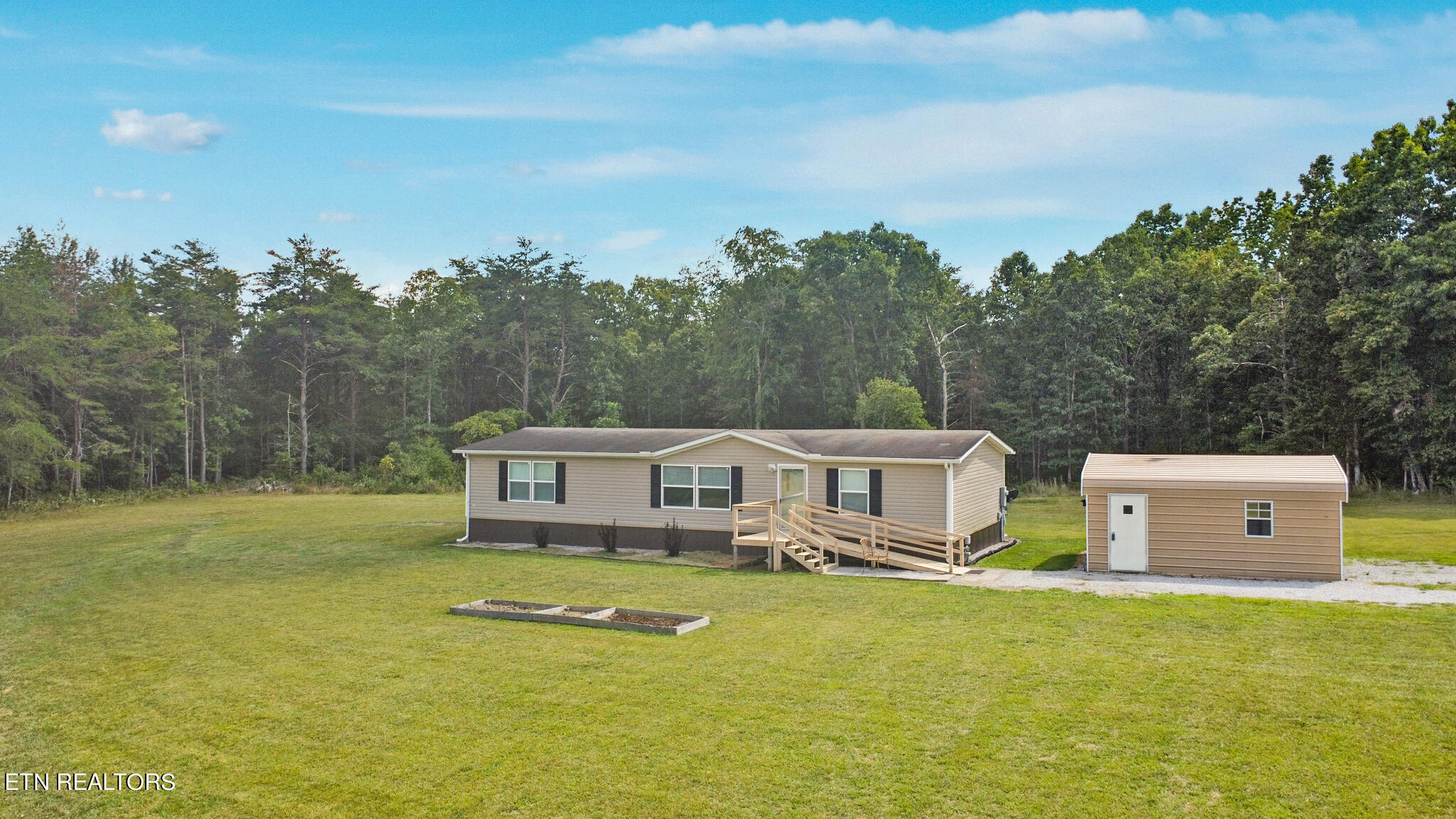 View Sparta, TN 38583 mobile home
