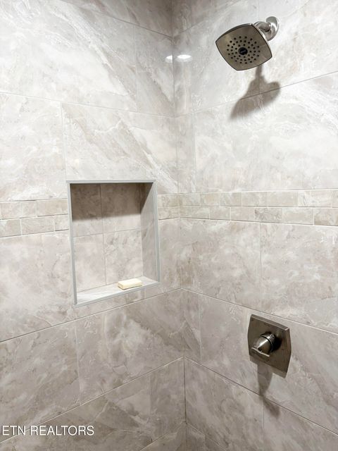 Tiny photo for 9027 Cherokee Tr, Crossville, TN 38572 (MLS # 1336070)