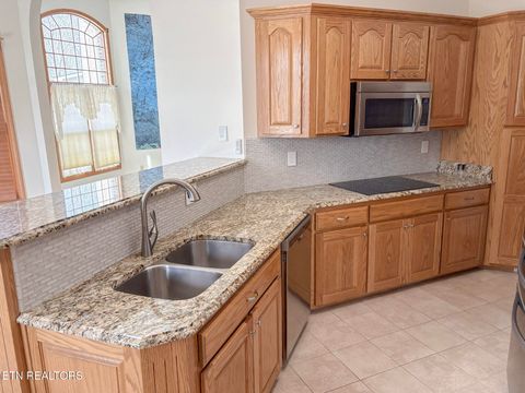 Tiny photo for 9027 Cherokee Tr, Crossville, TN 38572 (MLS # 1336070)