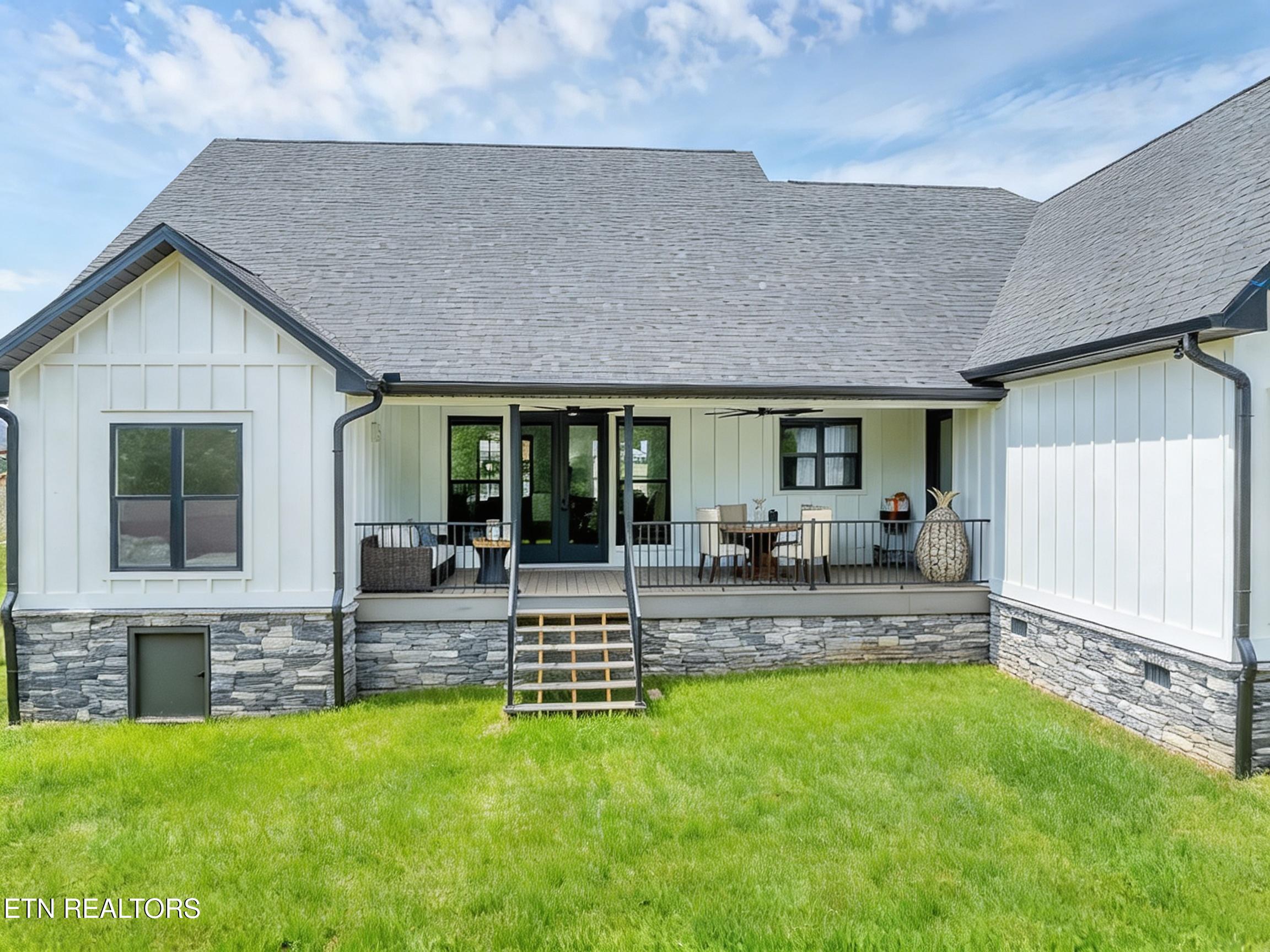 1114 Herbert Drive