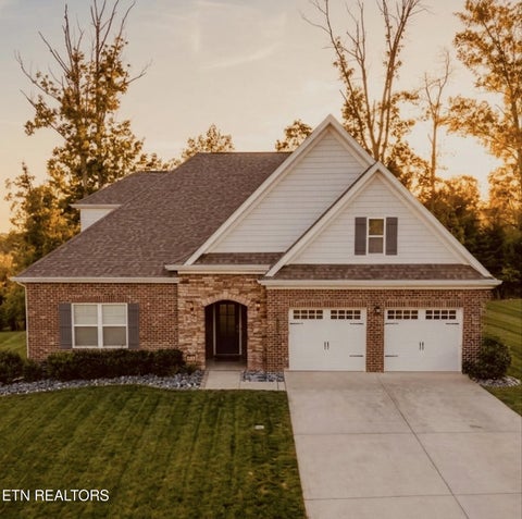 Photo of 308 Aspen Drive, Lenoir City, TN 37771 (MLS # 1359303)