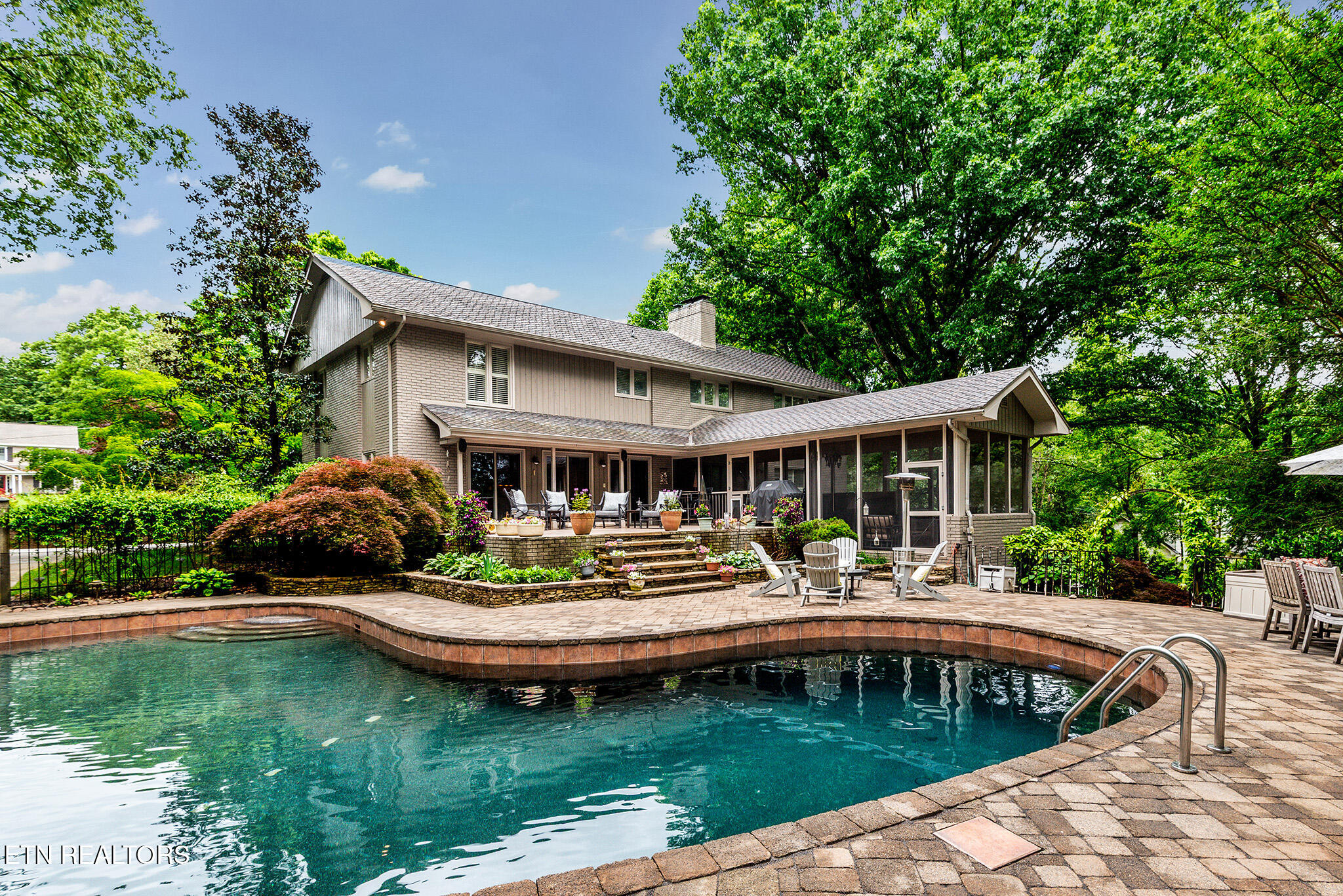 Knoxville, Tennessee 37919, United States, 4 Bedrooms Bedrooms, ,4 BathroomsBathrooms,Residential,Active,129613