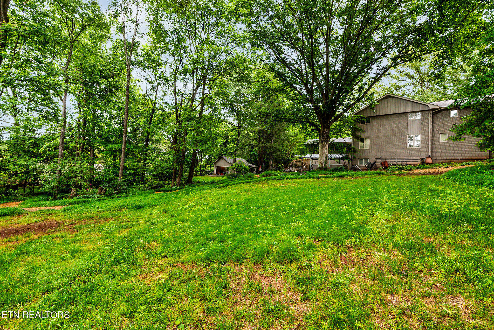 Knoxville, Tennessee 37919, United States, 4 Bedrooms Bedrooms, ,4 BathroomsBathrooms,Residential,Active,129613