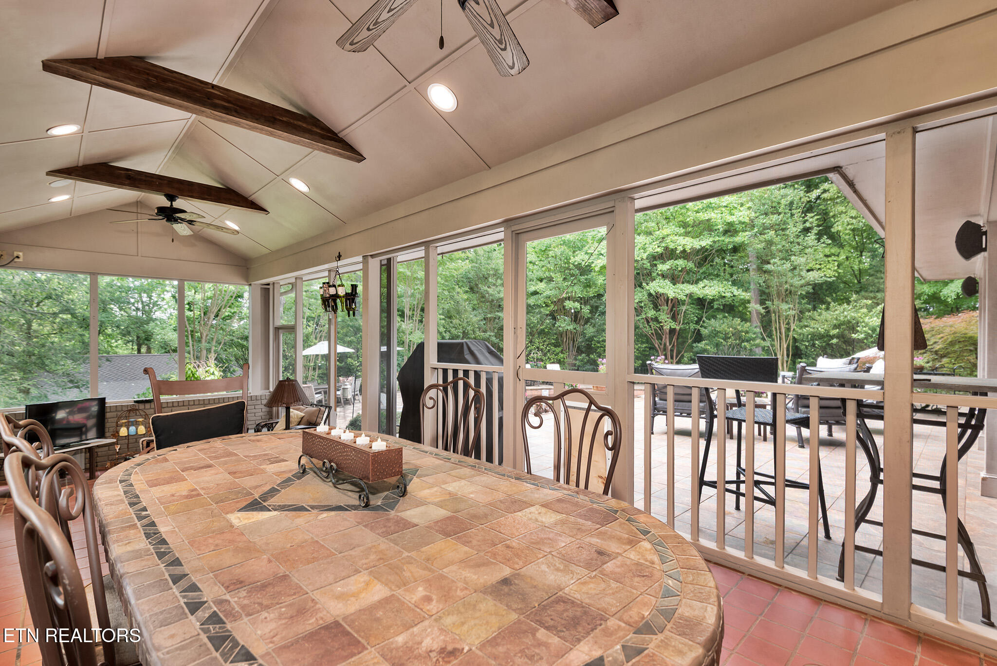 Knoxville, Tennessee 37919, United States, 4 Bedrooms Bedrooms, ,4 BathroomsBathrooms,Residential,Active,129613