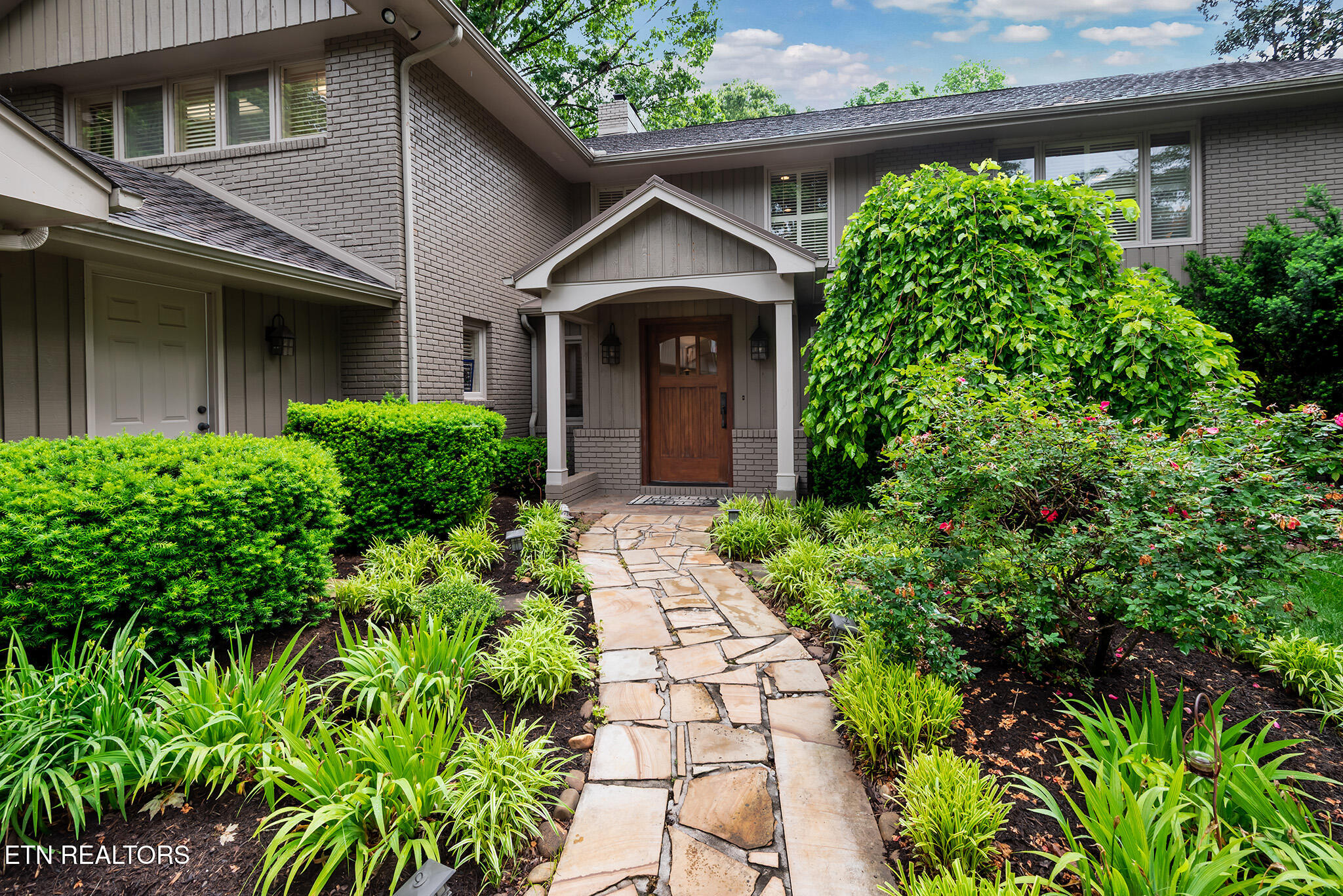 5421 Blueridge Drive