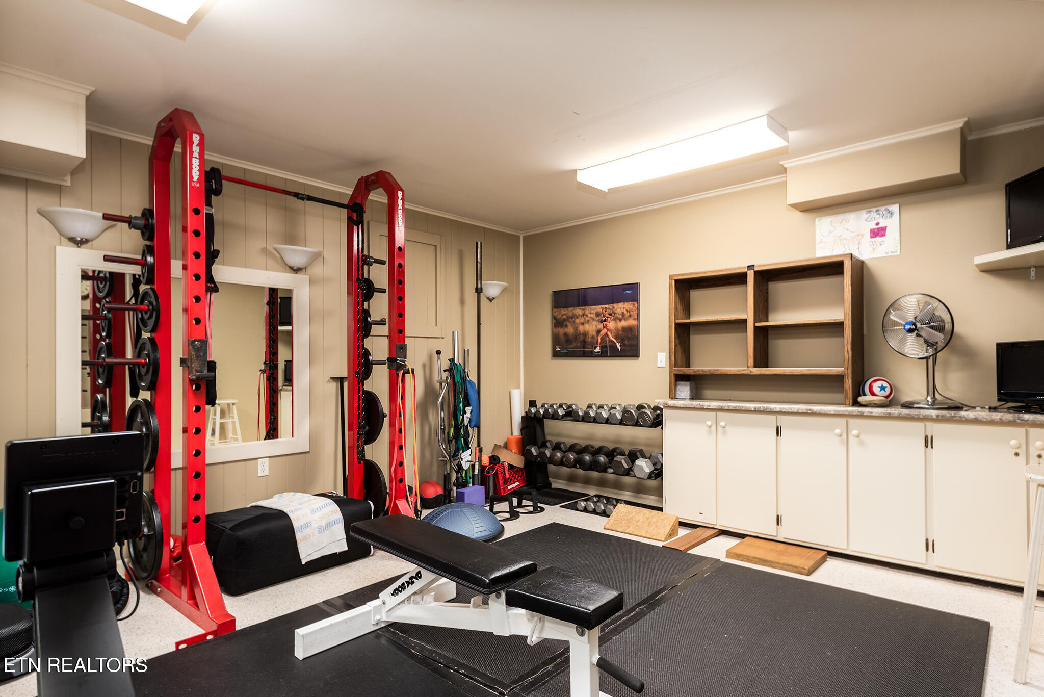 Knoxville, Tennessee 37919, United States, 4 Bedrooms Bedrooms, ,4 BathroomsBathrooms,Residential,Active,129613