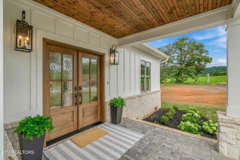 Tiny photo for 104 Cozy Manor Way Way, Clinton, TN 37716 (MLS # 1348301)