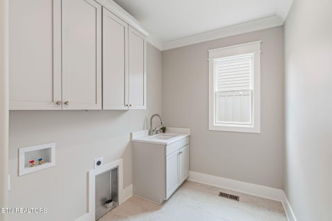 Tiny photo for 104 Cozy Manor Way Way, Clinton, TN 37716 (MLS # 1348301)