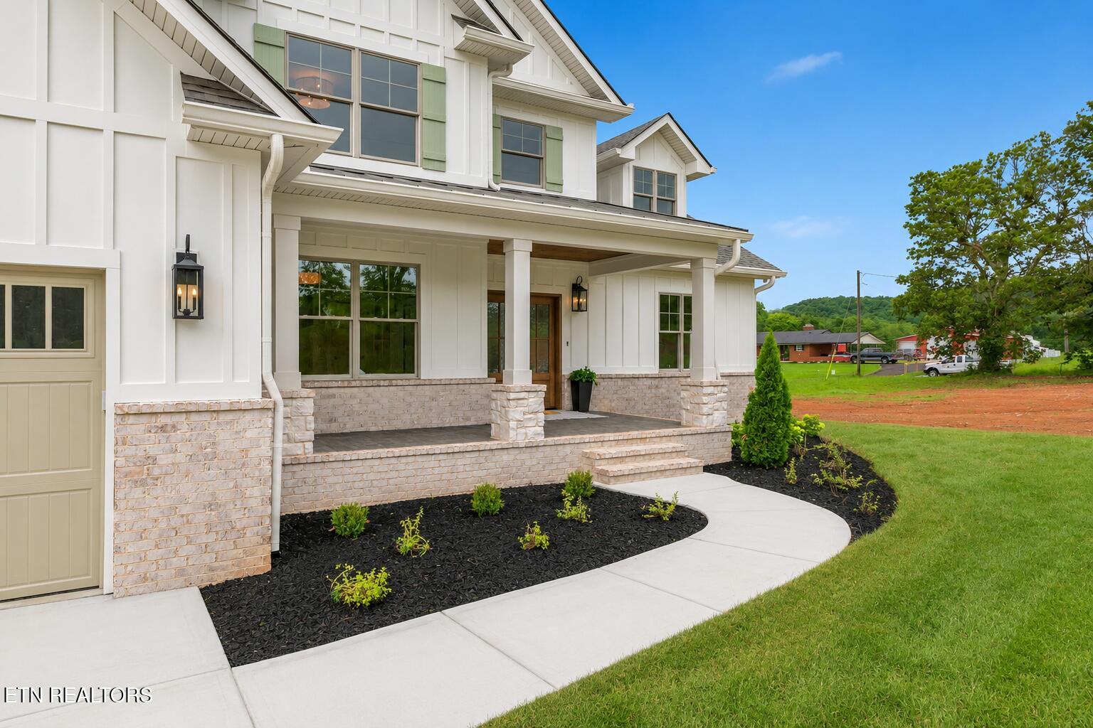 104 Cozy Manor Way