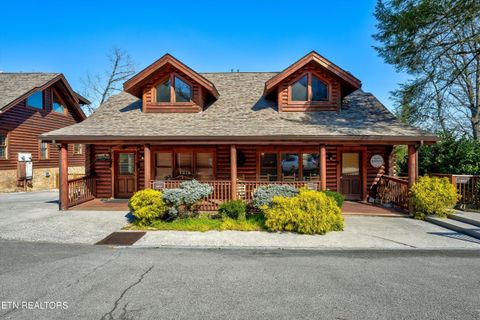849 Golf View Blvd Pigeon Forge TN 37863
