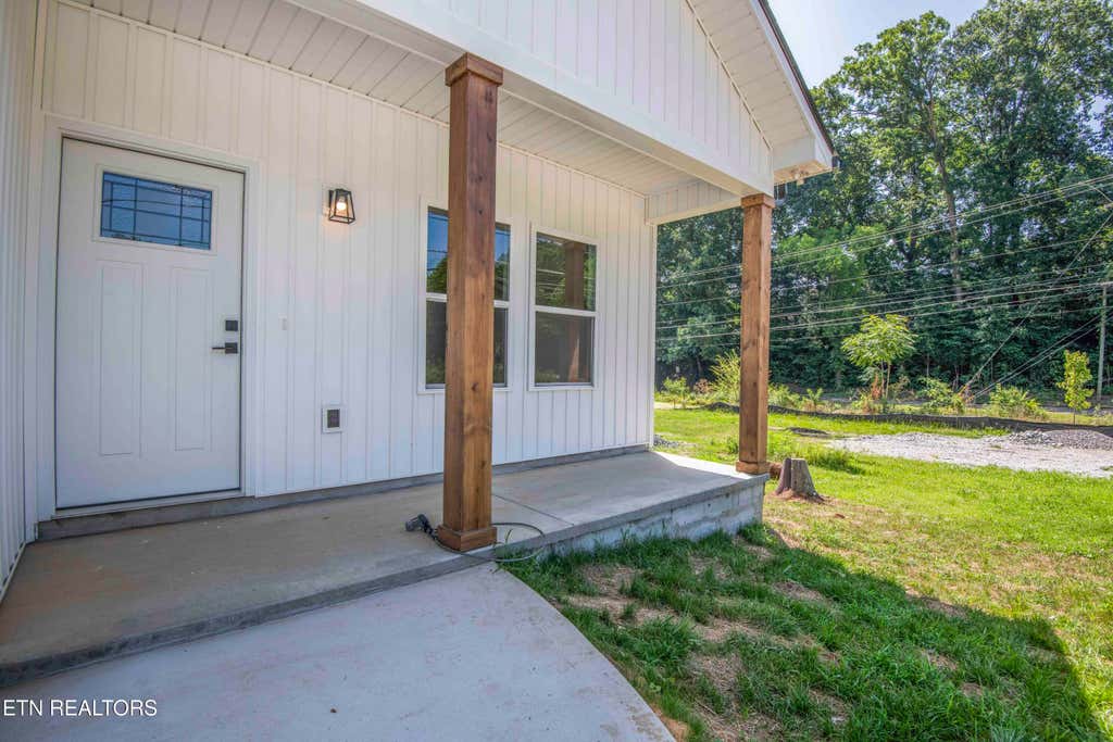 Photo of 2004 Woods-Smith Rd, Knoxville, TN 37921 (MLS # 1347010)