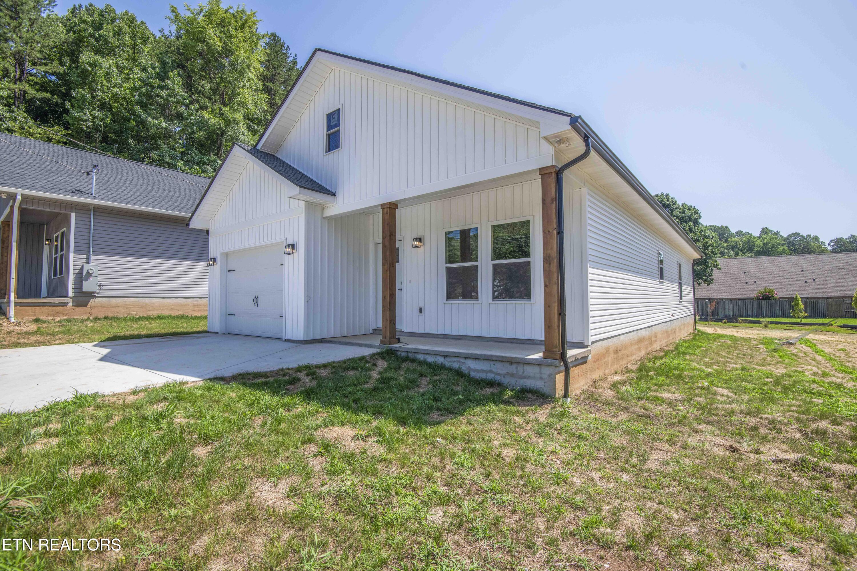 2004 Woods-Smith Rd