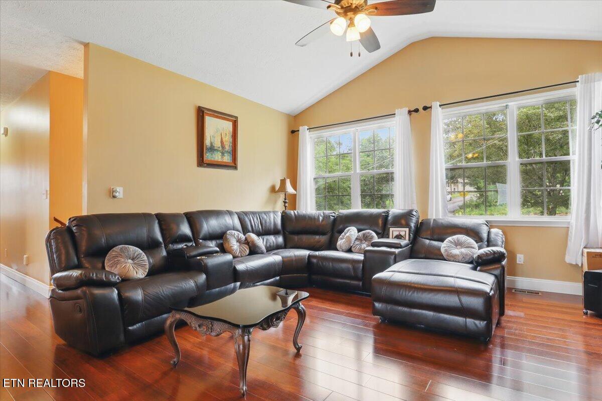 12116 W Kings Gate Rd