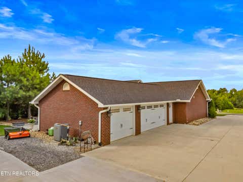 Tiny photo for 136 Crosslake Lane, Dandridge, TN 37725 (MLS # 1349664)