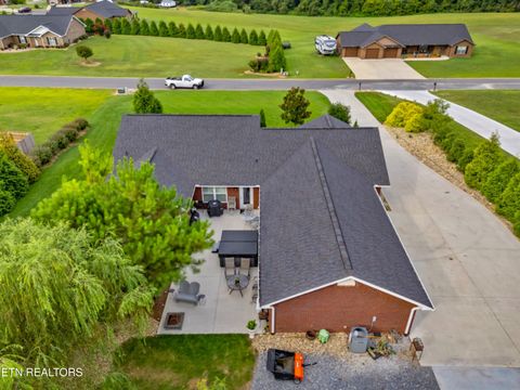 Tiny photo for 136 Crosslake Lane, Dandridge, TN 37725 (MLS # 1349664)