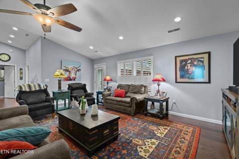 Tiny photo for 136 Crosslake Lane, Dandridge, TN 37725 (MLS # 1349664)