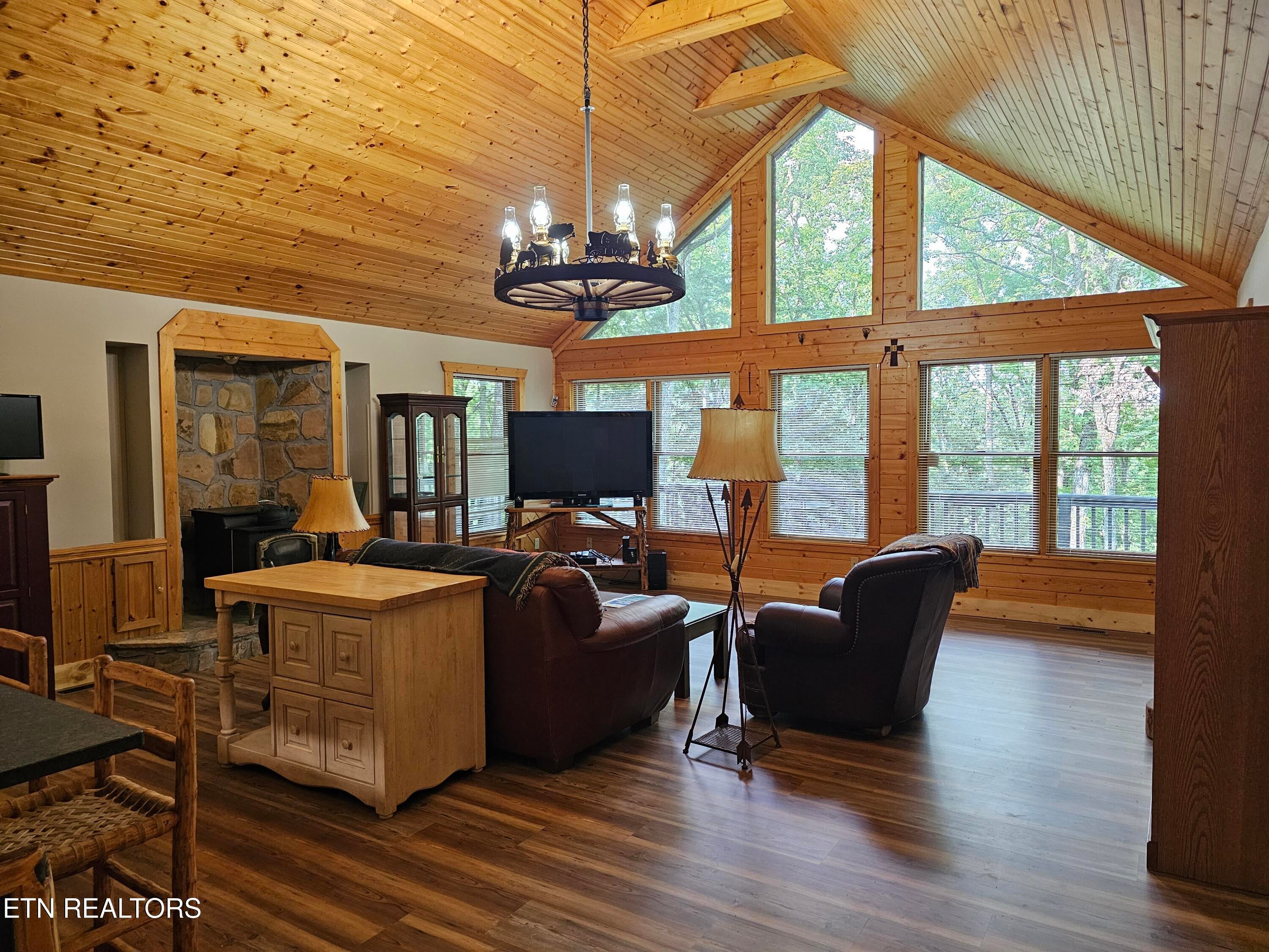 3434 Rocky Ridge Rd